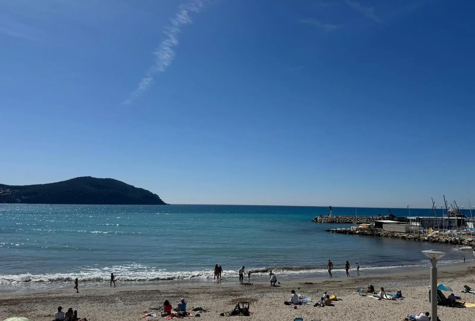 Front De Mer Les Lecques Apartment